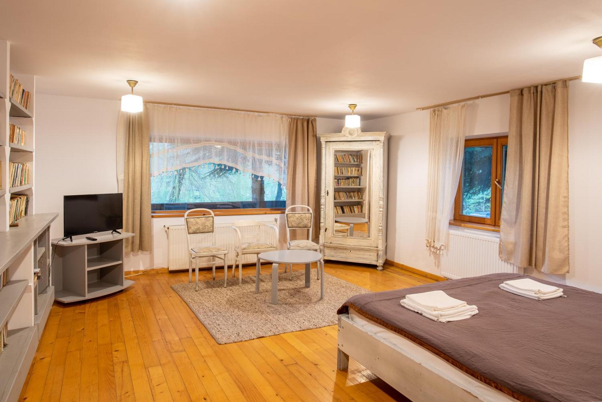 Pensiunea Casa Bunicilor Mînăstirea Humorului Quarto foto