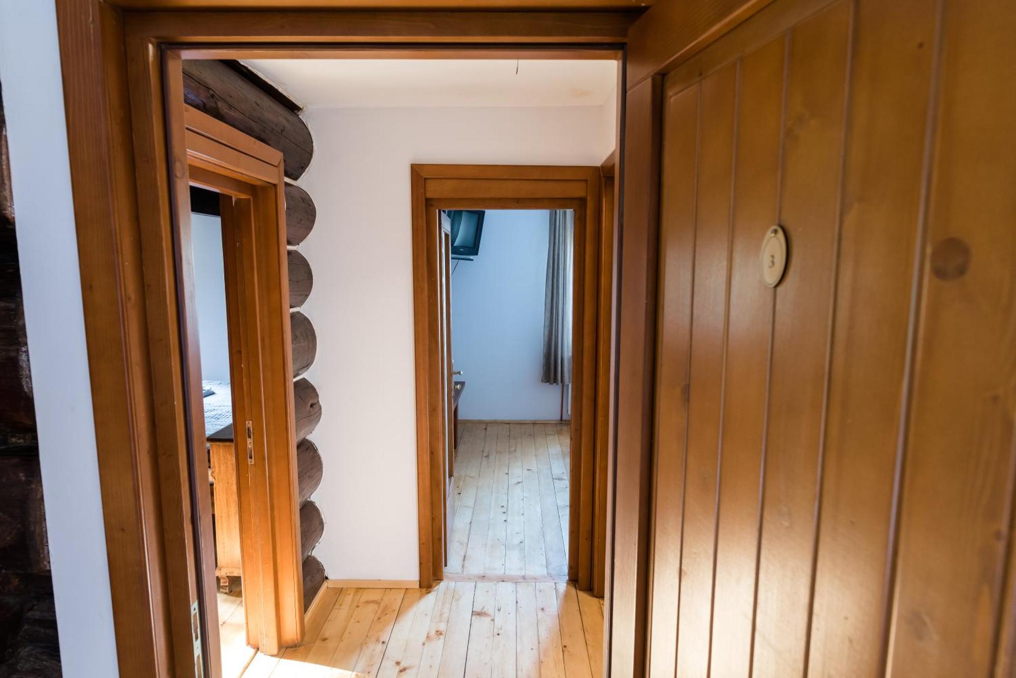 Pensiunea Casa Bunicilor Mînăstirea Humorului Quarto foto